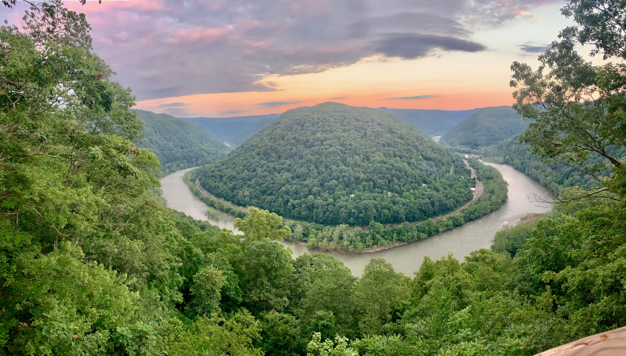 Concho View overlooking the New River Gorge